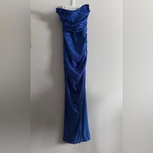 lucy in the sky sequin corset maxi dress in blue size small/2